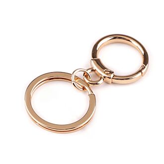 Metallkarabiner mit Schlüsselring rosegold
